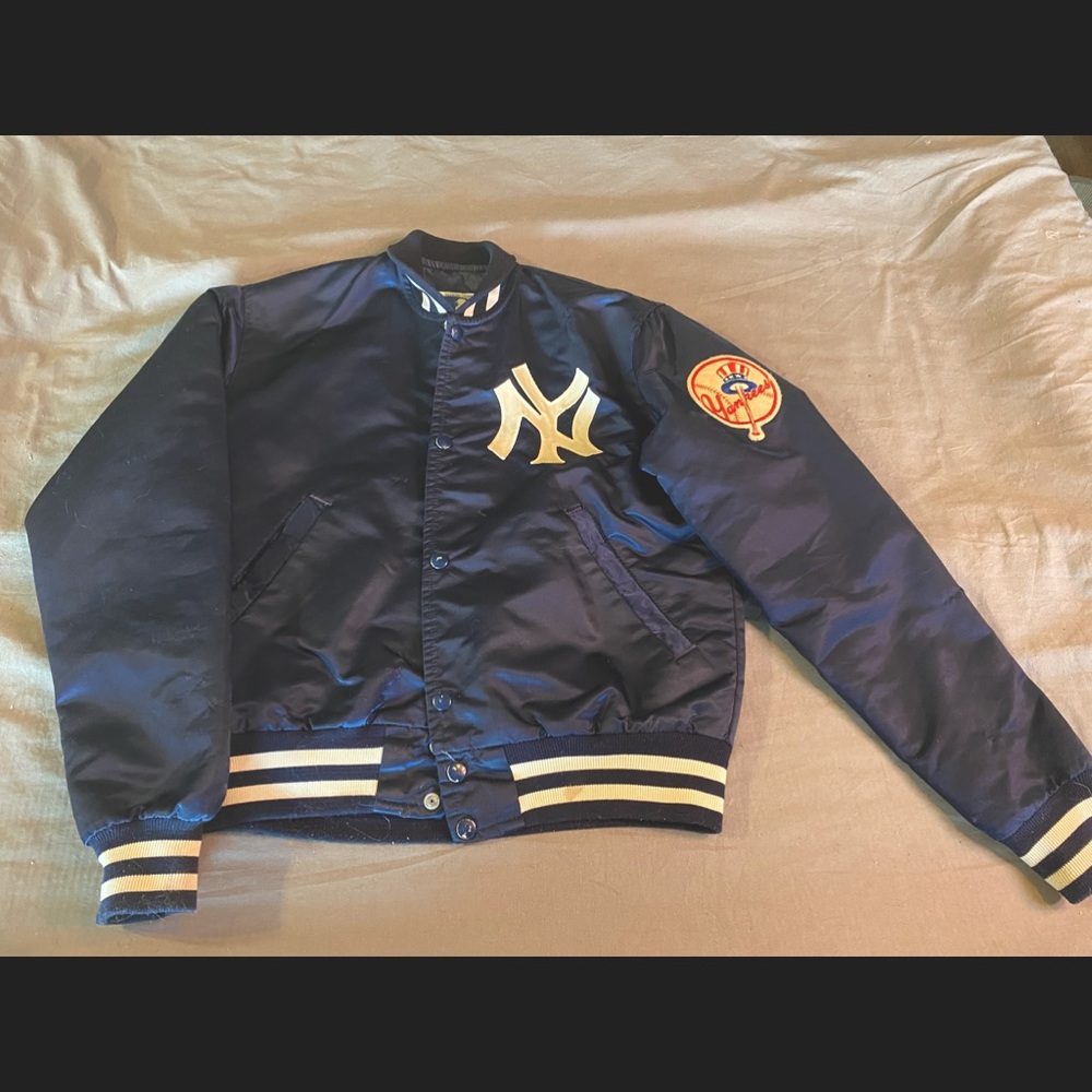 Early 2000’s Yankees jacket, men’s small